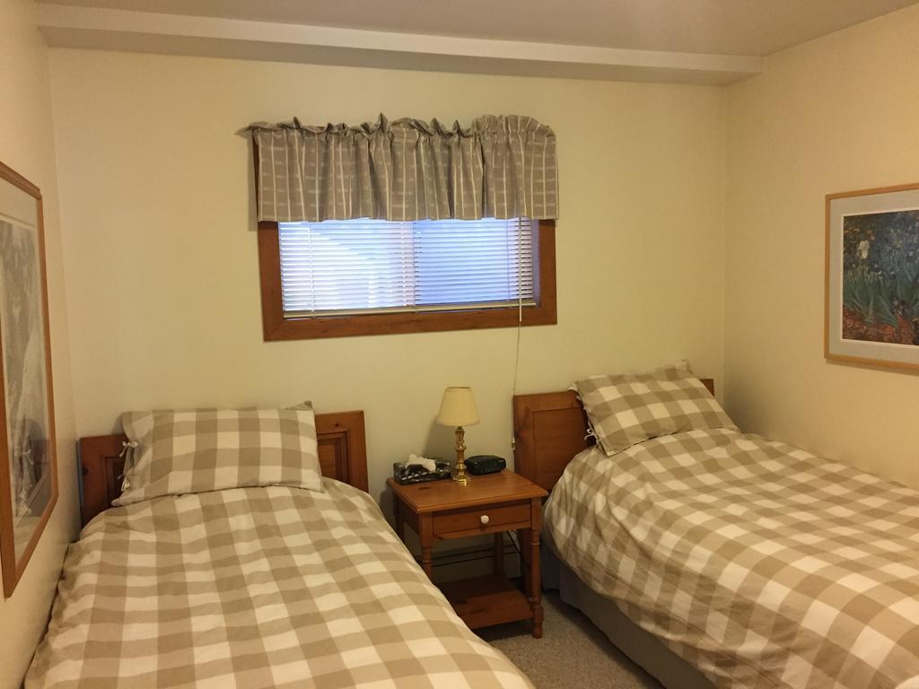 Cedar House Hotel Jasper Bagian luar foto